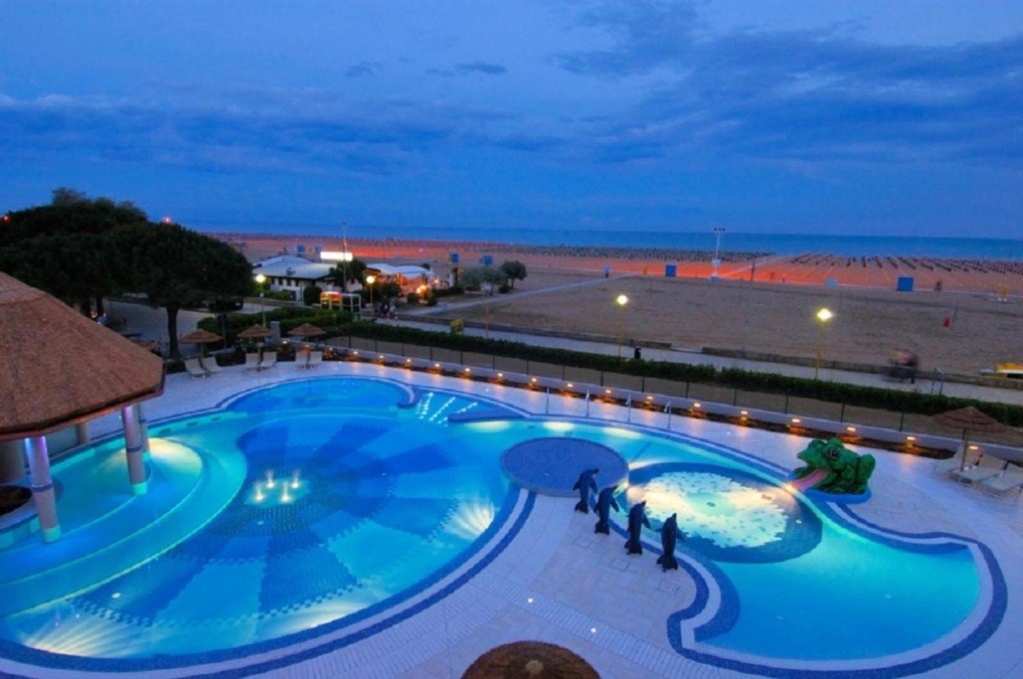 Charming With Terrace By The Sea